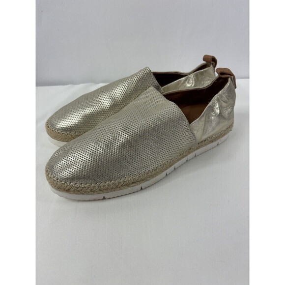 Gentle Souls Lara A-line Sporty 2 Flats Light Gold Leather Size 8.5 Perforated - Picture 1 of 12